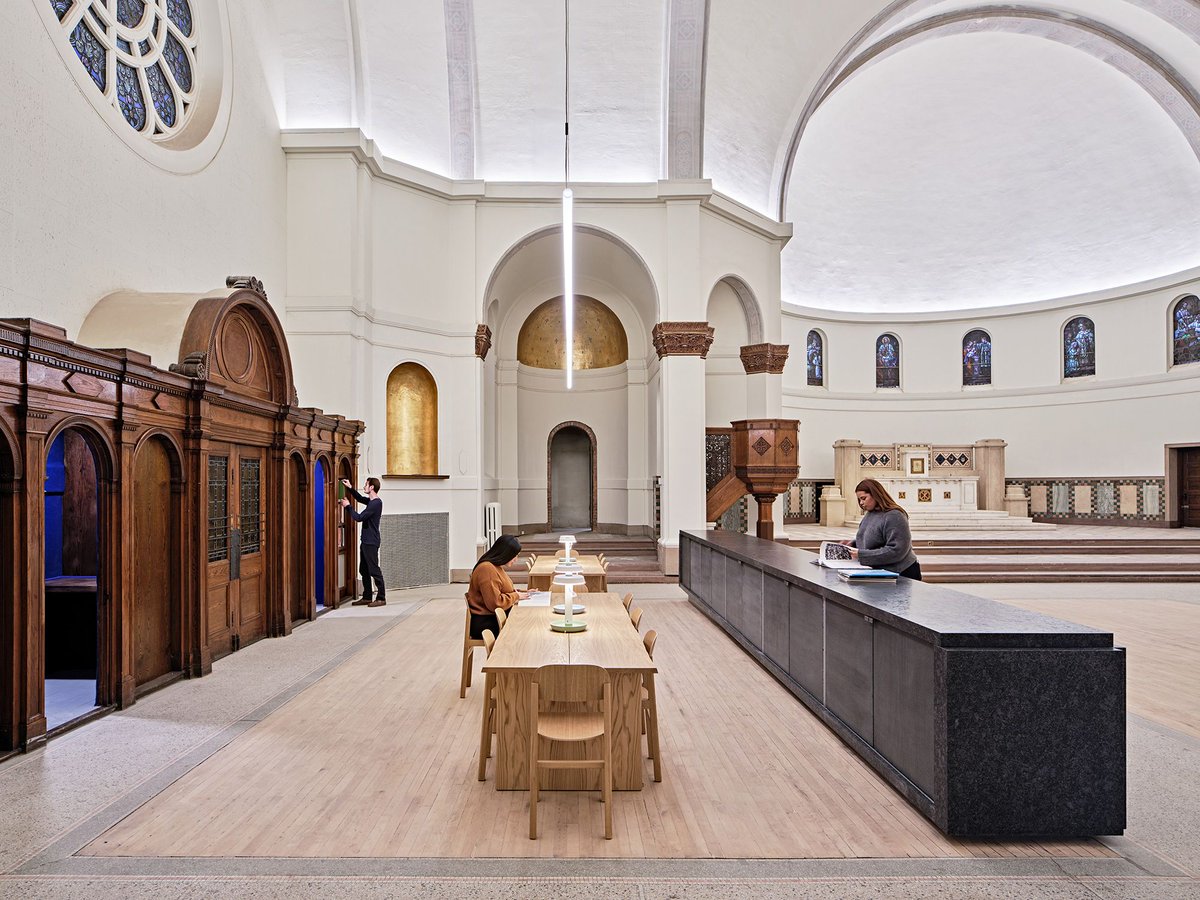 archinect's tweet image. Peterson Rich Office transforms former church into an inviting new cultural center in Detroit&apos;s East Village 

arcnct.co/4caieZ1 

📸 Jason Keen #DetroitArchitecture #AdaptiveReuse