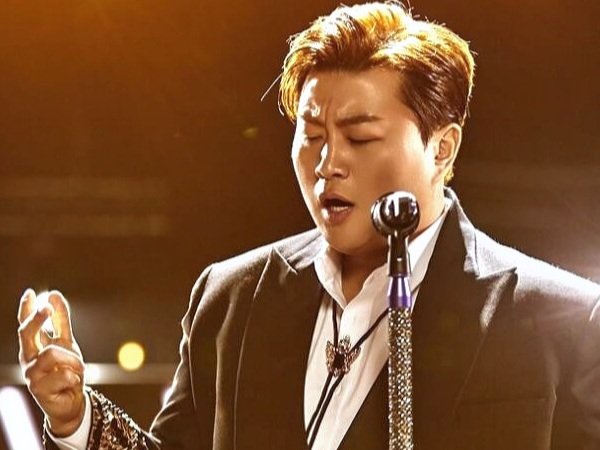 김호중 '더 심포니' 클래식 콘서트 웅장하고  장엄한 무대가 그려질 무대 3월 16일 kbs2 오후 9시 15분 본방사수
#김호중_클래식단독쇼_예고
#김호중_더심포니_3월16일토9시15분
#KBS교향악단 #KBS2
#김호중 #KIMHOJOONG
@hojoongofficial