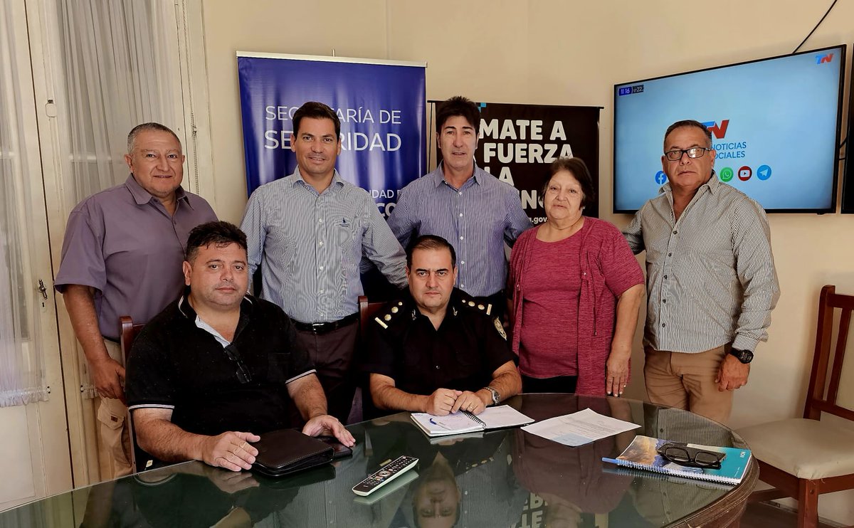 ⭕ SEGURIDAD

👉Continúan las reuniones del área de Participación Ciudadana

🖥️ shorturl.at/ixKYZ ✅