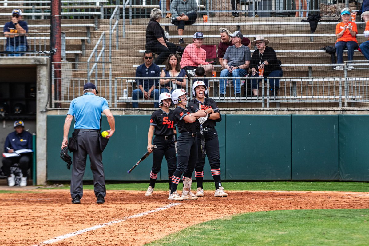 Sam Houston Softball tweet media