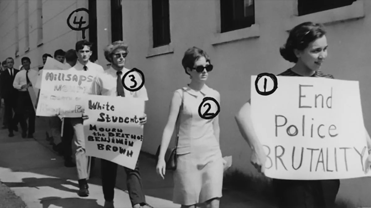 #onthisday in 1998, 32 years after Mississippi created a segregationist spy agency, the Mississippi State Sovereignty Commission, its long secret records were finally opened to the public. 

State lawmakers created the agency in 1956 in the wake of the Brown v. Board of Education