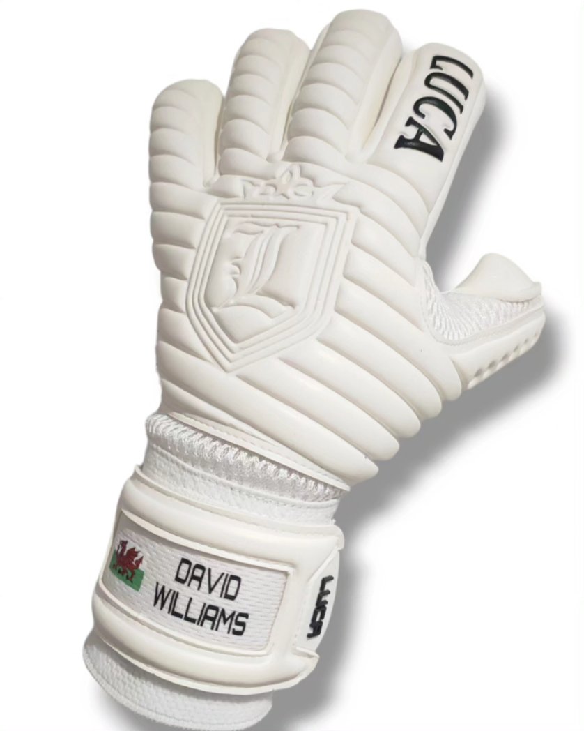lucagoalkeeping's tweet photo. Simply stunning π
#goalkeepergloves #goalie #goalkeeper #keeeper #keepergloves #goalkeeping https://t.co/WW8R256ano