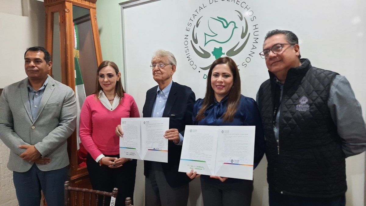 CedhDurango's tweet photo. Más Alianzas Estratégicas por #DDHH, #INEVAP y #CEDHD formalizan Acuerdo.
El @inevap_dgo por segunda ocasión evalúa a la #CEDHD, cumpliéndose la obligación constitucional y legal de cumplir la norma, hacer uso eficiente de los recursos públicos y dar resultados a la sociedad https://t.co/FiOxXnGZY6