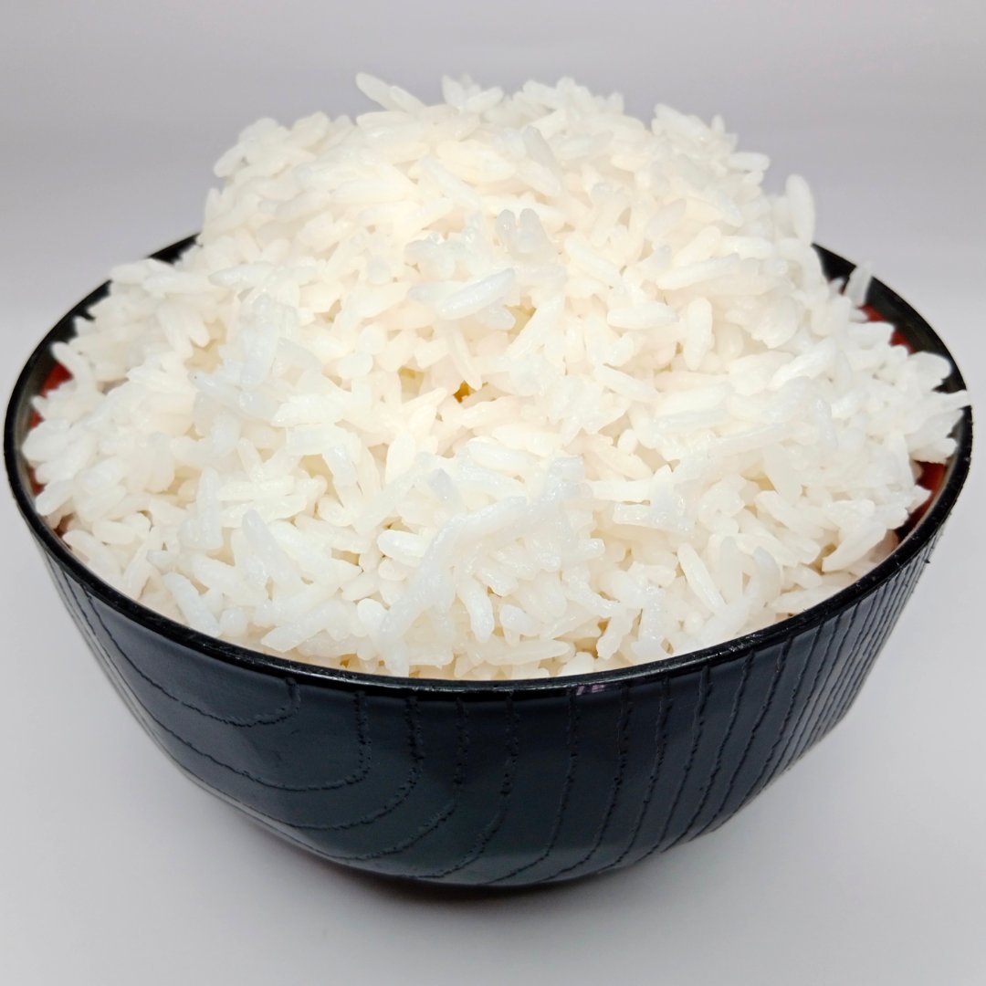 🍚Arroz: almidón resistente, comida para tu microbiota que luego te ayuda con sus ácidos grasos a estar muchoo mejor. 

Y tu repitiendo como loro : Arroz = Azúcar 🙄

NO hagas el oso 🙏🏻