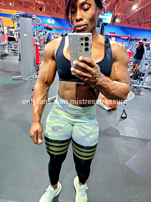 I may have shown up for the party late but, I showed up. #LateNight #gymtime #musclechick #mistress #blackgirlmagic<a href="/tag/gymtime"class="tags"><span>#gymtime</span></a><a href="/tag/latenight"class="tags"><span>#latenight</span></a><a href="/tag/mistress"class="tags"><span>#mistress</span></a><a href="/tag/musclechick"class="tags"><span>#musclechick</span></a><a href="/tag/ebonyfemdom"class="tags"><span>#ebonyfemdom</span></a>