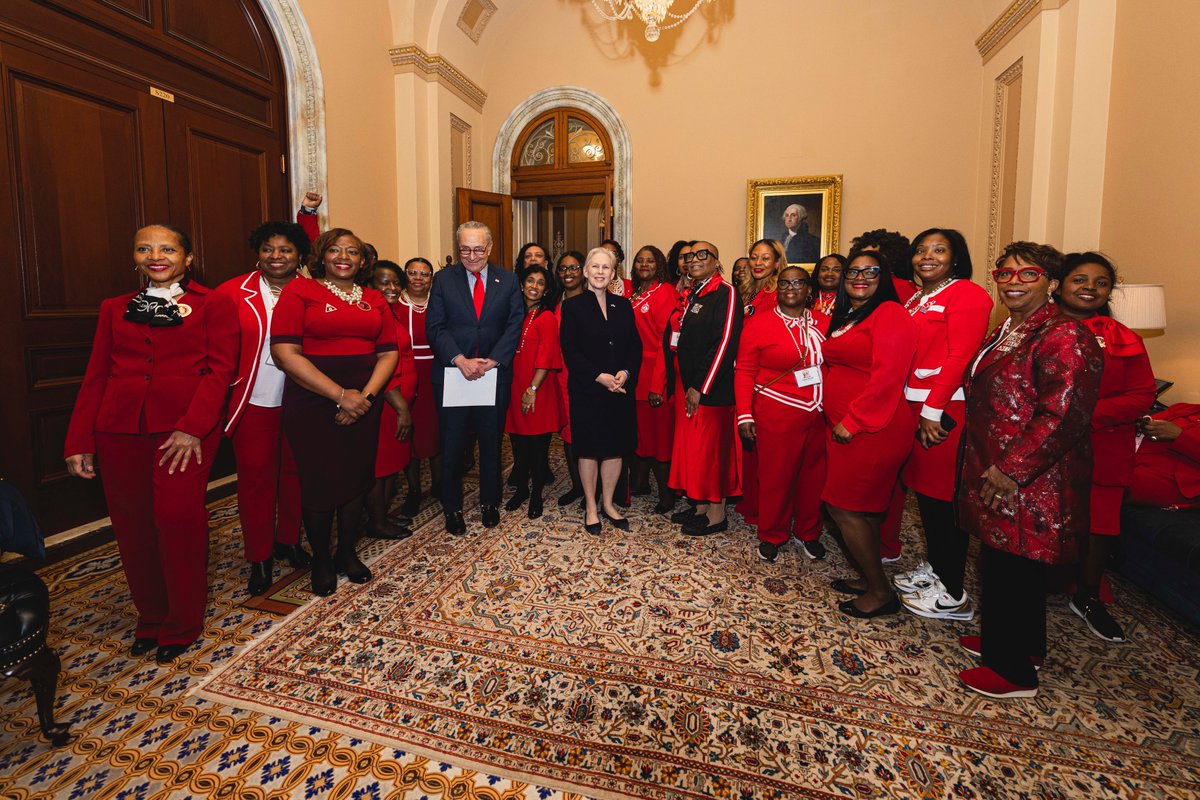 I was thrilled to meet with so many New Yorkers and members of Delta Sigma Theta @dstinc1913! A heartfelt thank you to the Deltas for their leadership, and ongoing efforts in the fight for economic, societal, and racial justice for all.