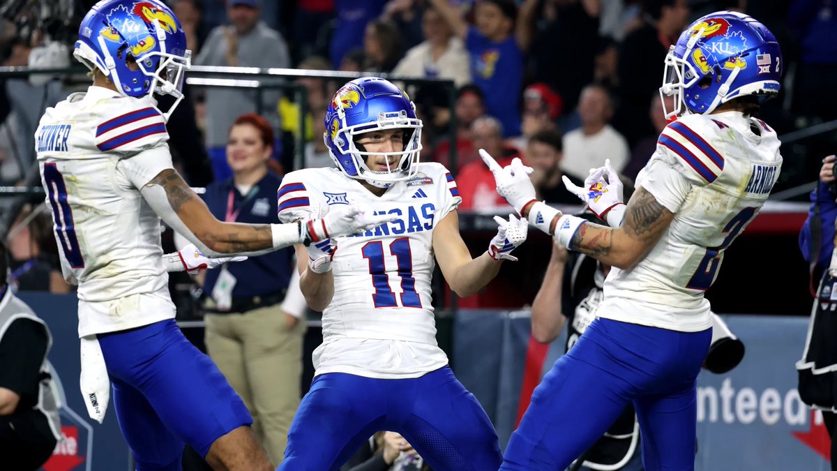 #AGTG I’m blessed to say I have received an offer from the University of Kansas!!! @CoachTSamuel @drkharp @CoachJRayburn @LSHS_FBRecruits @twilsongog @RonnieBraxtonA1 @247Sports