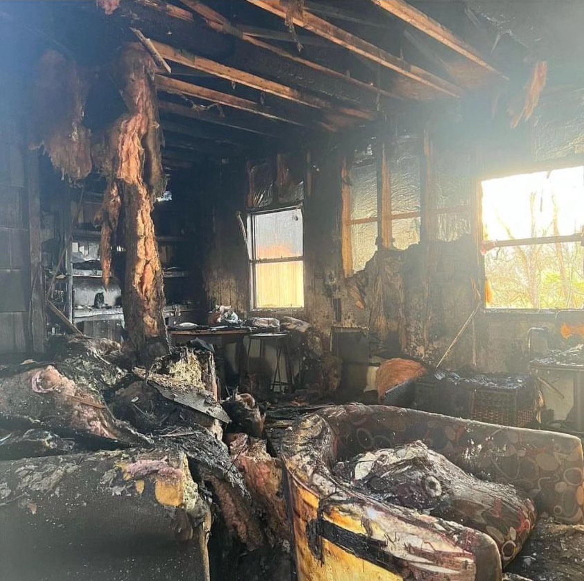Our own Silas Mason suffered an unfortunate house fire today. More information can be found at the link below, if you’re able to help you can also donate to him and his family. gofundme.com/f/help-silas-m…