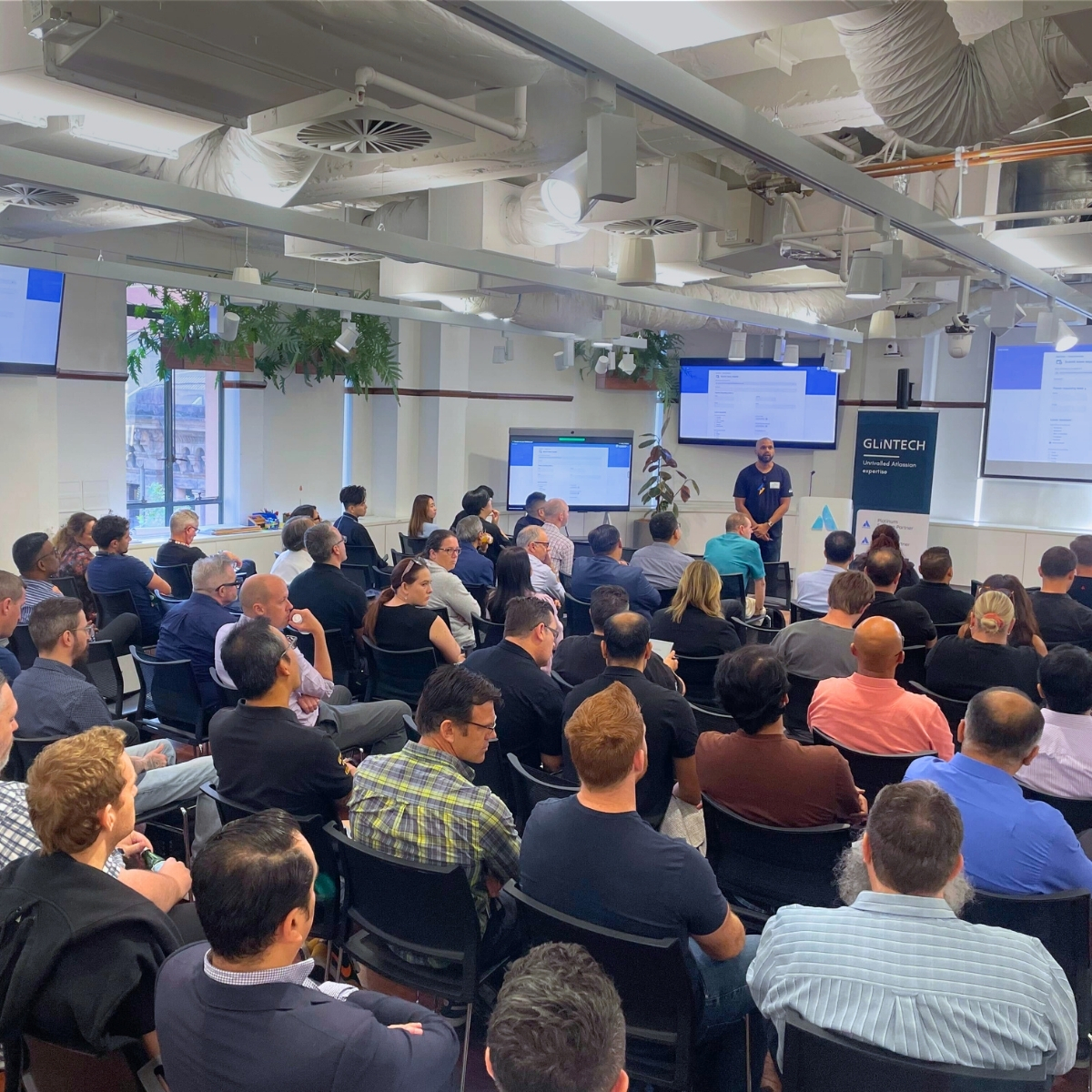 GLiNTECH's tweet image. A full house yesterday at the Atlassian Office🏢 with more than 100 people keen to hear Jehan and Robin discuss “How Atlassian AI🤖is Transforming Service Desks”. If you&apos;d like to find out how Atlassian AI can help you, contact our team today ☎

#glintech #atlassian #atlassianai