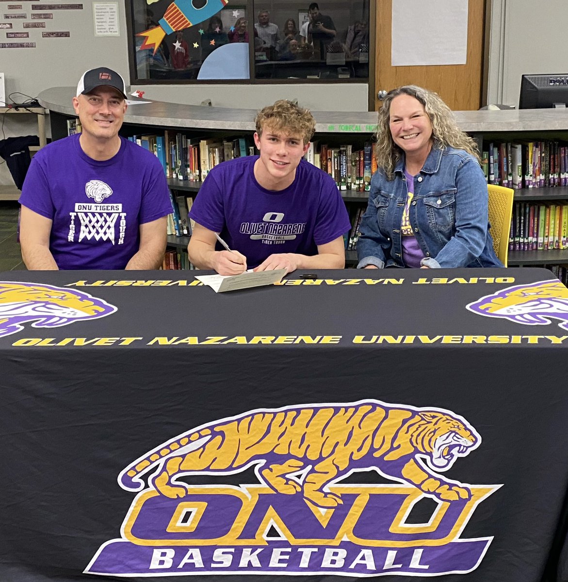 ONU Men’s Basketball (@onuhoops) on Twitter photo It’s OFFICIAL‼️
<a href="/ONUHoops/">ONU Men’s Basketball</a> has signed Keagen Holder (<a href="/HolderKeagen/">Keagen Holder</a>), a 6-2 guard from Morgan Township High School (IN).
#TiGERTOUGH 🟣🟡🏀🐅 It’s OFFICIAL‼️
<a href="/ONUHoops/">ONU Men’s Basketball</a> has signed Keagen Holder (<a href="/HolderKeagen/">Keagen Holder</a>), a 6-2 guard from Morgan Township High School (IN).
#TiGERTOUGH 🟣🟡🏀🐅