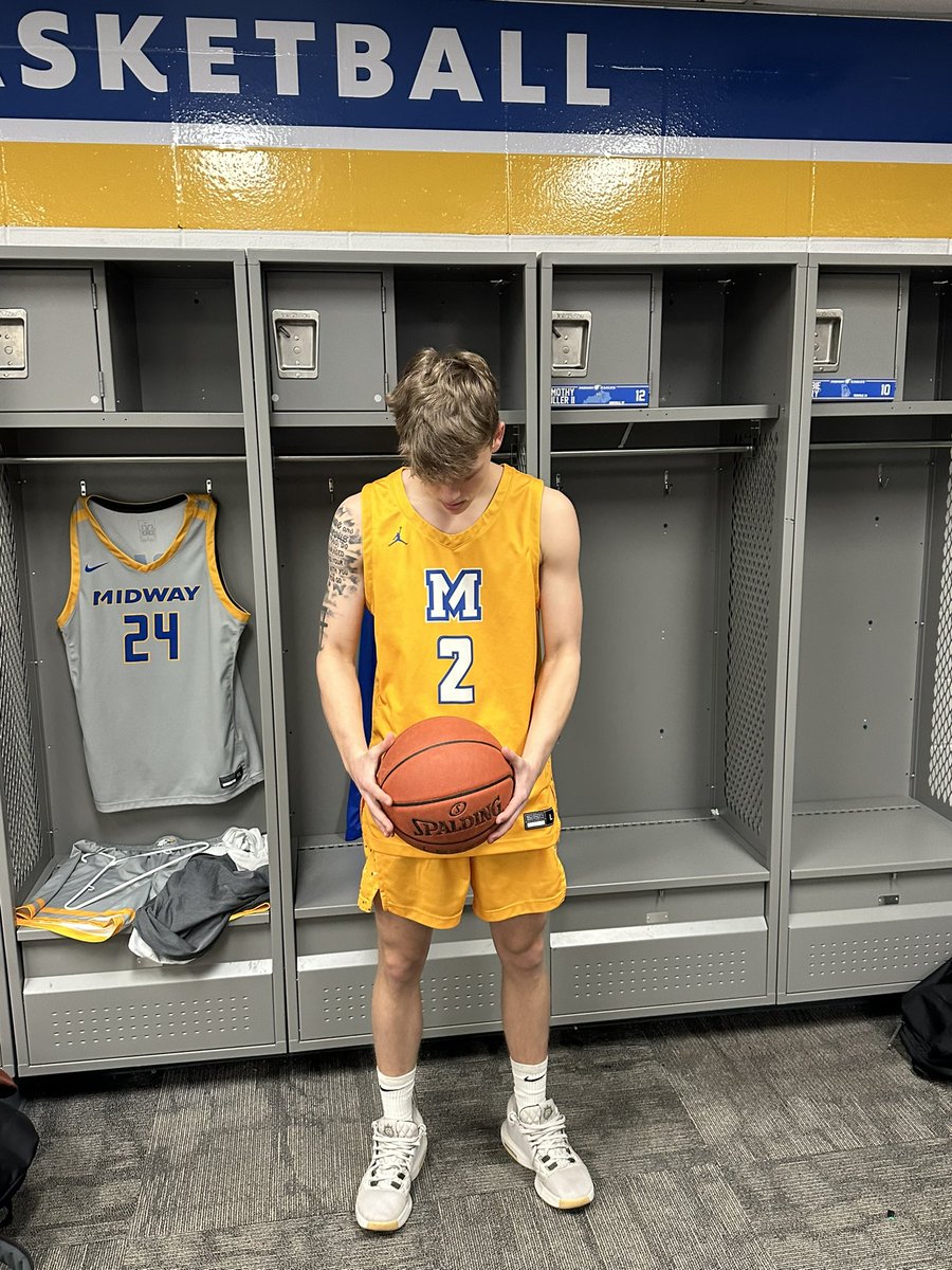 Extremely blessed to receive my first offer from Midway University!! Huge thanks to Coach Scott. #AllGloryToGod ❤️‍🔥✝️