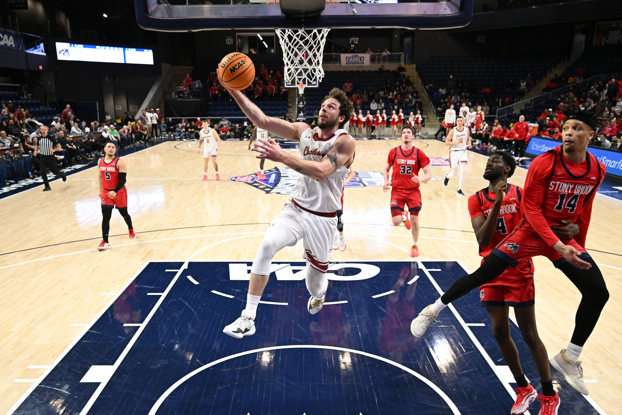 Cofc basketball deals