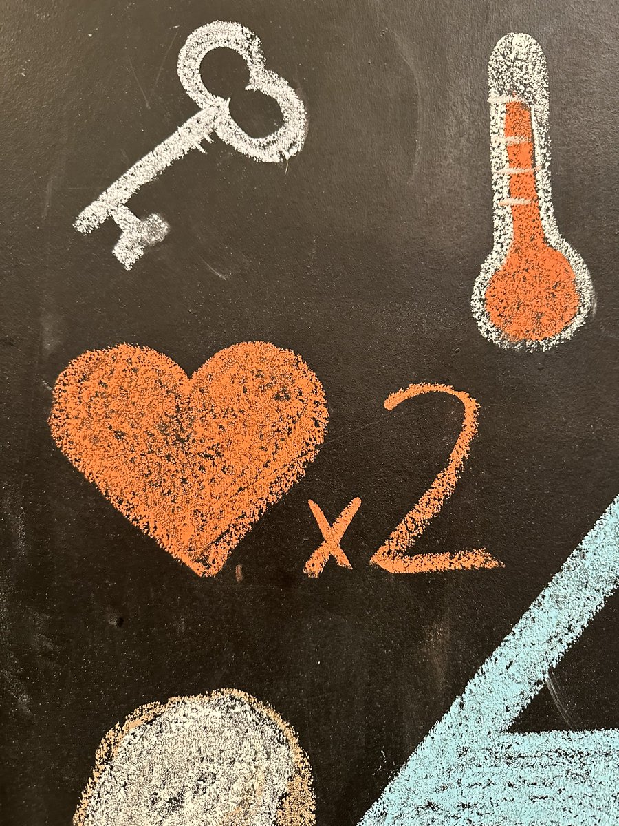 RED ❤️ tweet media