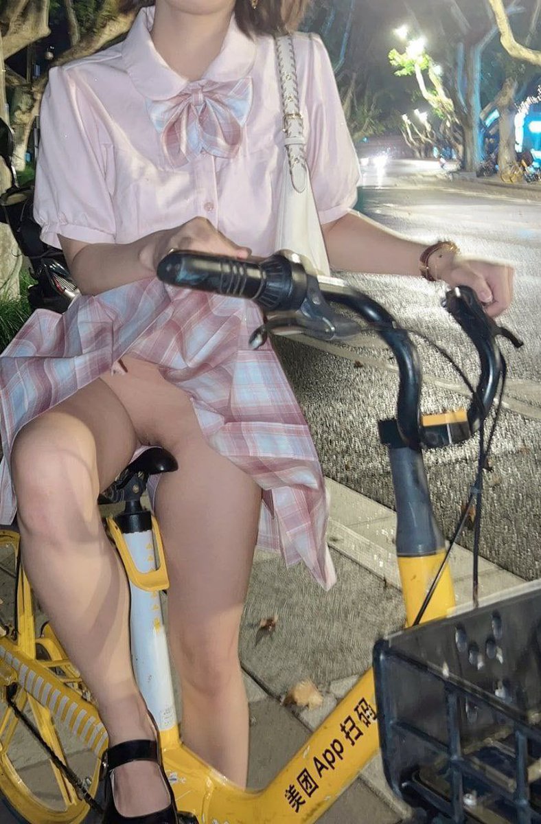ailouchu31's tweet photo. 骑单车狂酒吧 https://t.co/YSSLCtiblH