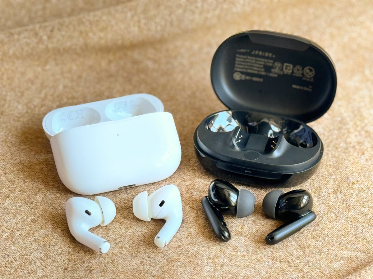 Ryu_Kamiya's tweet photo. 左 #Apple #AirPodPro 39,800円(税込)
右 #jpride #modeliANC 10,999円(税込)
『4万円のAirPods Proを超えた』と評判の次世代型イヤホンです。
いやいやいやいやいや‼️そんなバカなことが…
ありました‼️
一音目から驚愕です。
【音圧】という言葉を久しぶりに思い出しました。適正音量でも重低音で脳が揺れます笑。この1万円を聴いてしまうと4万円は「スッカスカ」で「ペラッペラ」です。凄いですねー‼️
#サウンドメイクイヤホン
https://t.co/uU5e9zI4bH