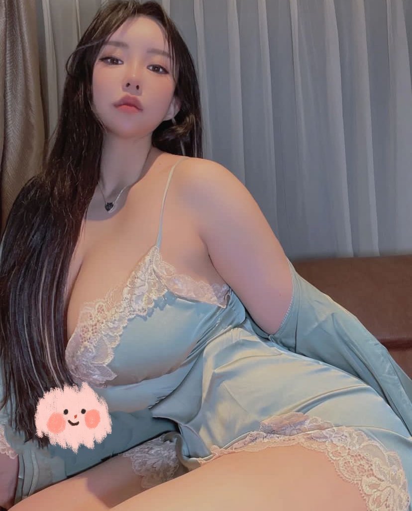 你给姐姐点赞 姐姐给你摸屁股如何?  点赞送私照 #大奶 #反差