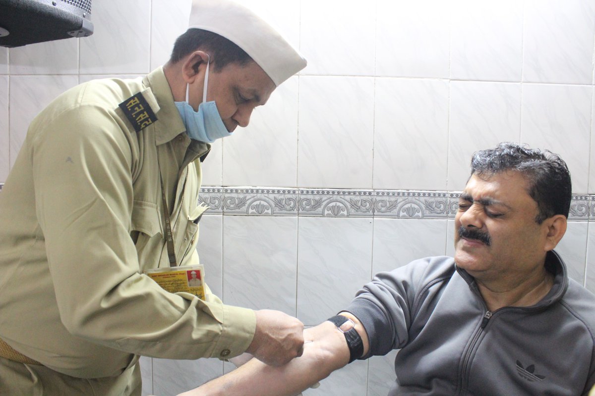 Er_Sam_here's tweet image. Small changes, big results: start your health journey today.

Service with Humility ~ A Health Screening Camp organized by Sant Nirankari Charitable Foundation
#servicewithhumanity
@sncfoundation