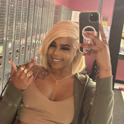 svgebree_'s tweet photo. #NewProfilePic https://t.co/WnwtGbODDV