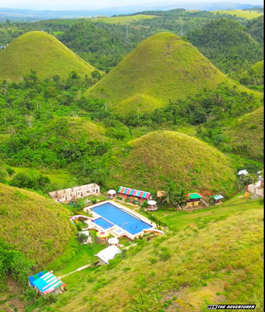 This Resort is ruining the view of BOHOL's famous CHOCOLATE HILLS! I'm super disappointed!  
😔😔😔

Did you know that the Chocolate Hills was declared the country’s first geopark by the United Nations Educational, Scientific and Cultural Organization (Unesco)?  BUT THIS? SHOCKS!