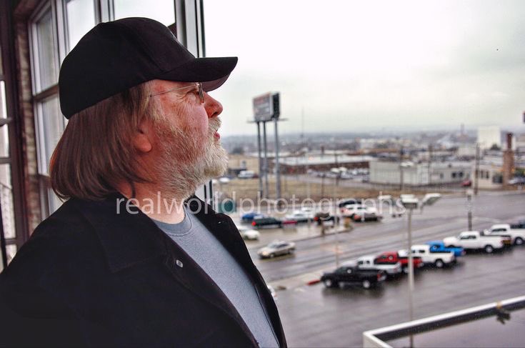 US drummer Ronnie Tutt in Nashville, Tennessee, USA. 2006. Gary Moore photo. Real World Photographs. #ronnietutt #drummer #elvispresley #musician #portrait #elvis #realworldphotographs #garymoorephotography #usa #tennessee #nashville #music #people #drums #people #history