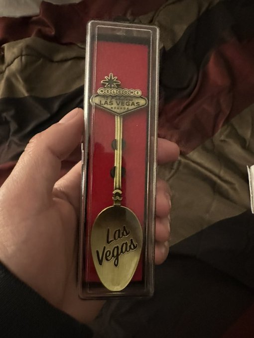 I collect spoons https://t.co/acjyHakvkw<a href="/tag/mvsales"class="tags"><span>#mvsales</span></a>