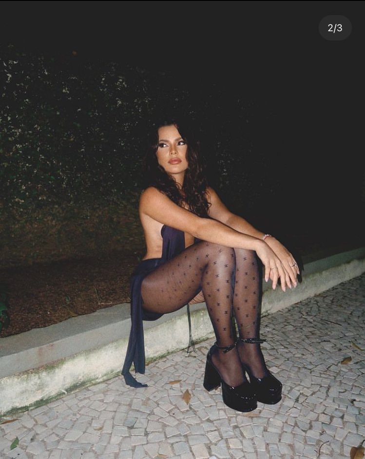 QGemillyA's tweet photo. Emilly prontíssima para a festa da Emily Garcia https://t.co/a3vboiumFS