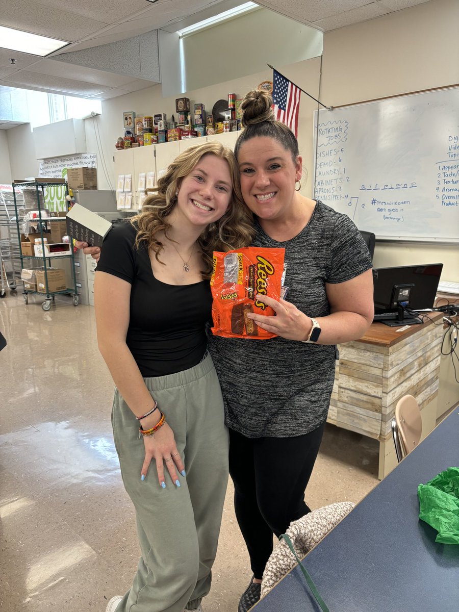 Received the most thoughtful gift and heartfelt letter from one of the very BEST students here at Lemont. Thank you for making my day, Cailin 🍀🤍