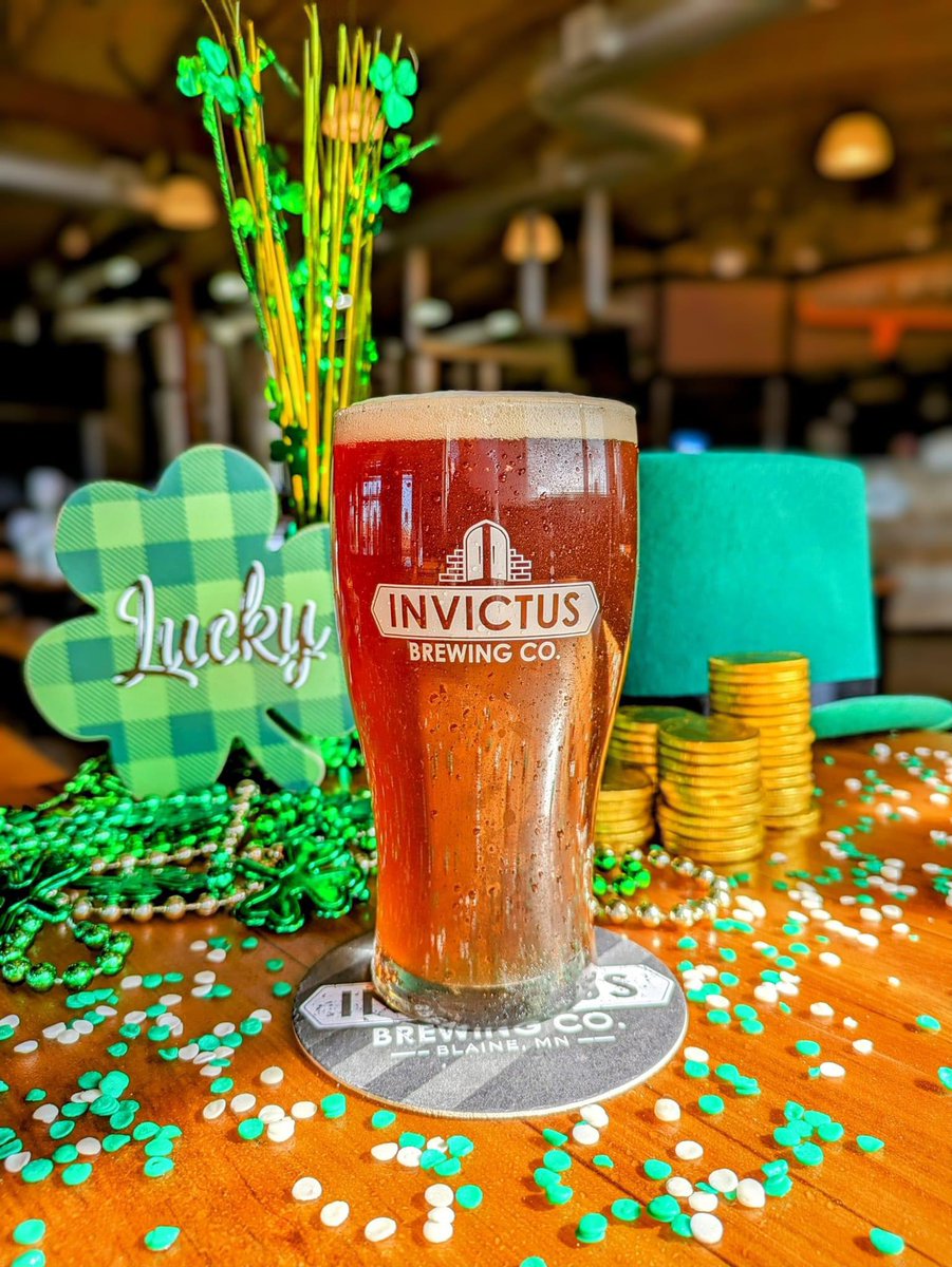 Now On Tap! Blarney Brothers Red Ale 5.1% Harmonious blend of toasted malt & caramel sweetness, kissed by hints of earthy hops- rich, ruby hue mirrors the warmth of an Irish hearth. Smooth & satisfying, it whispers tales of tradition with every sip ☘️