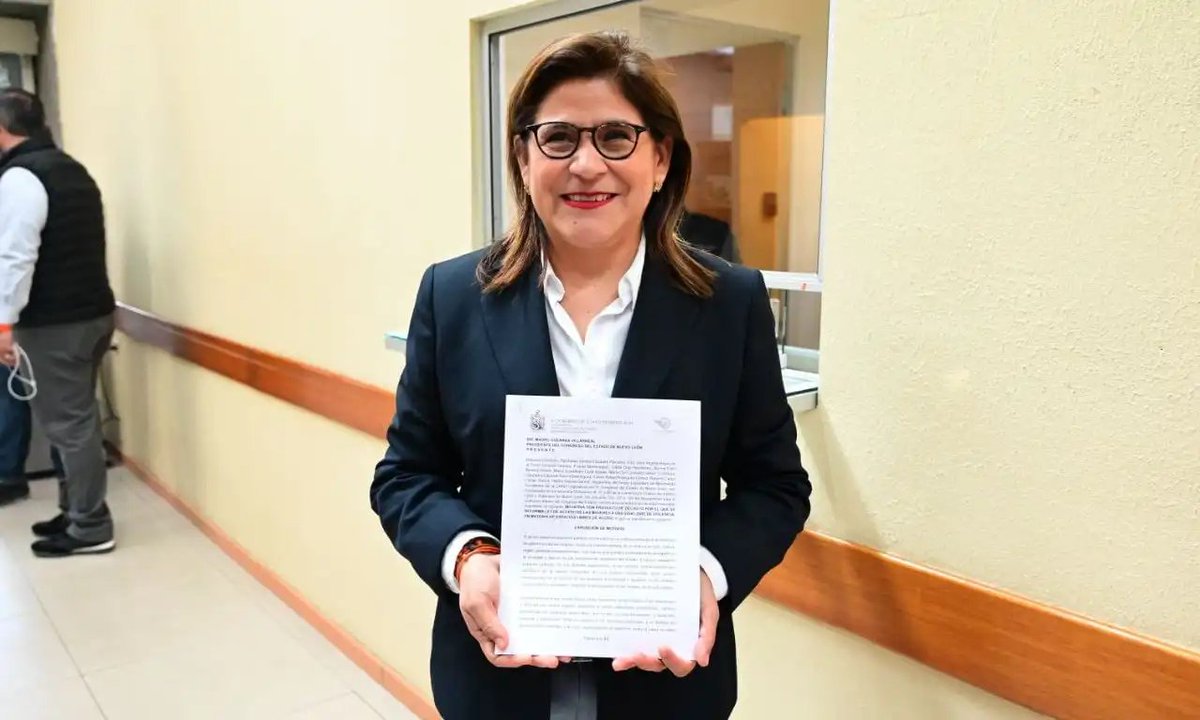 Esta noche, Diputados de Movimiento Ciudadano reconocen que no se han presentado a sesiones durante 15 días, aseguran que ellos pidieron la reducción en su salario 
IMAGEN MONTERREY con <a href="/ZyntiaVanegas/">Zyntia Vanegas</a> 8:00 pm  
📻en 107.7 FM en Mty  
📷En Línea: imagenmonterrey.mx