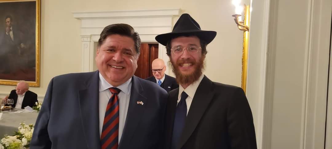 Thank you @GovPritzker for honoring the Rebbe with Education Day!