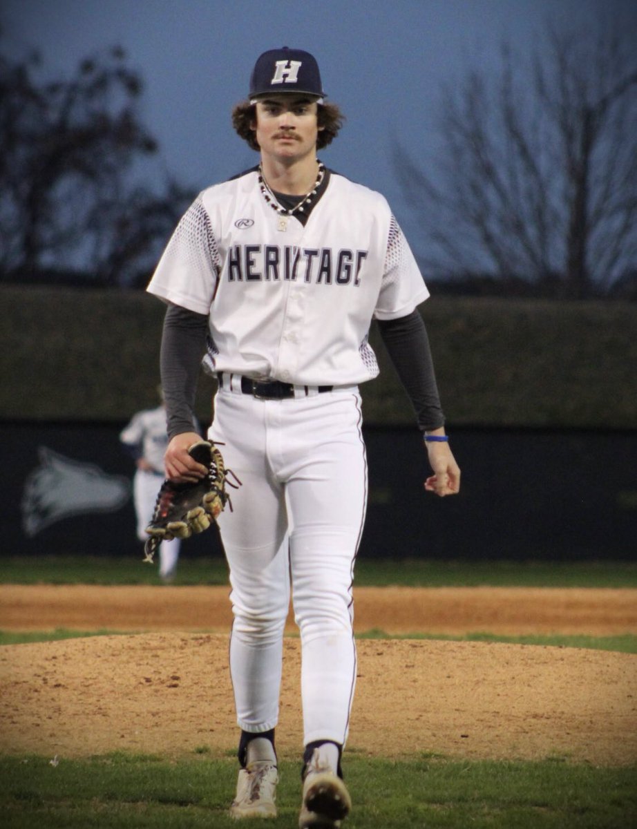 HHSHuskiesbb's tweet photo. GREAT GAME BETWEEN THE HUSKIES AND EAST WAKE ACADEMY.  HUSKIES GET A HUGE RBI DOUBLE FROM TYLER ABBE IN THE 5th. LANDON GARRY (2.1 IP 3K 0H) and ANDERSON LOWER (4.2 IP 8K 1H) COMBINE TO SHUTOUT THE EAGLES.  HUSKIES WILL TAKE ON HOLLY SPRINGS HS TOMORROW AT 4:30!  #RollSkies https://t.co/SNQYLUKD5v