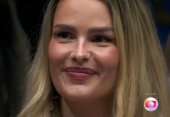 tuitamateusr's tweet photo. “se tem um nome que ninguém errou, foi YASMIN! um dos nomes, se não, O MAIOR NOME DO BBB24!”

O NOME DELA É YASMIN BRUNET!!!! #bbb24 https://t.co/XqCinmphIr