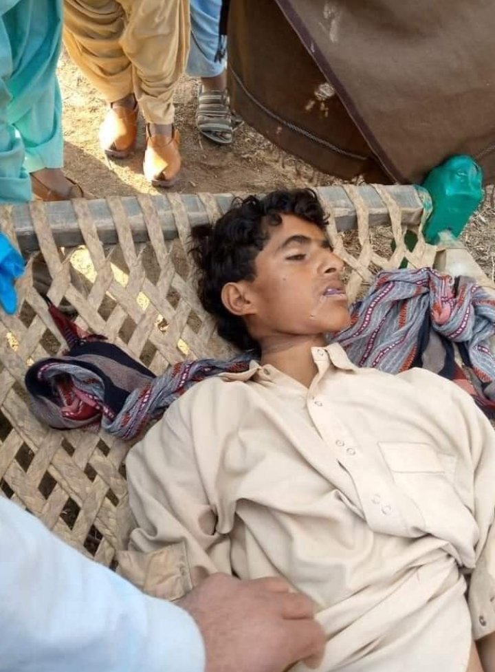 مرحوم اقبال بلوچ فوت ہوگیا دوعا کرے اللہ تعال جنت میں علا مکام عطا فرمائے امین 😭🙏🤲🤲🤲