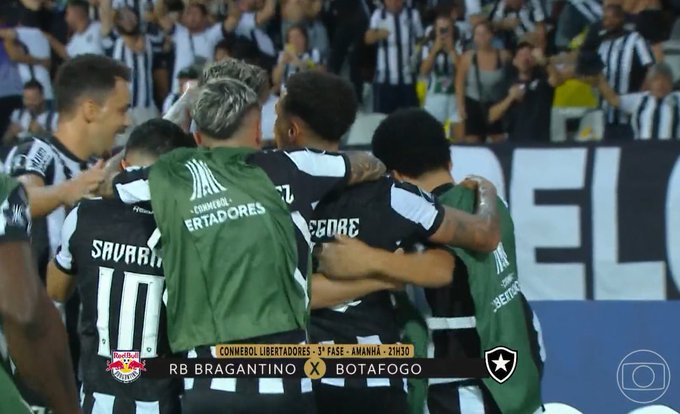 GIhQyrUXoAA6YRW?format=jpg&name=small