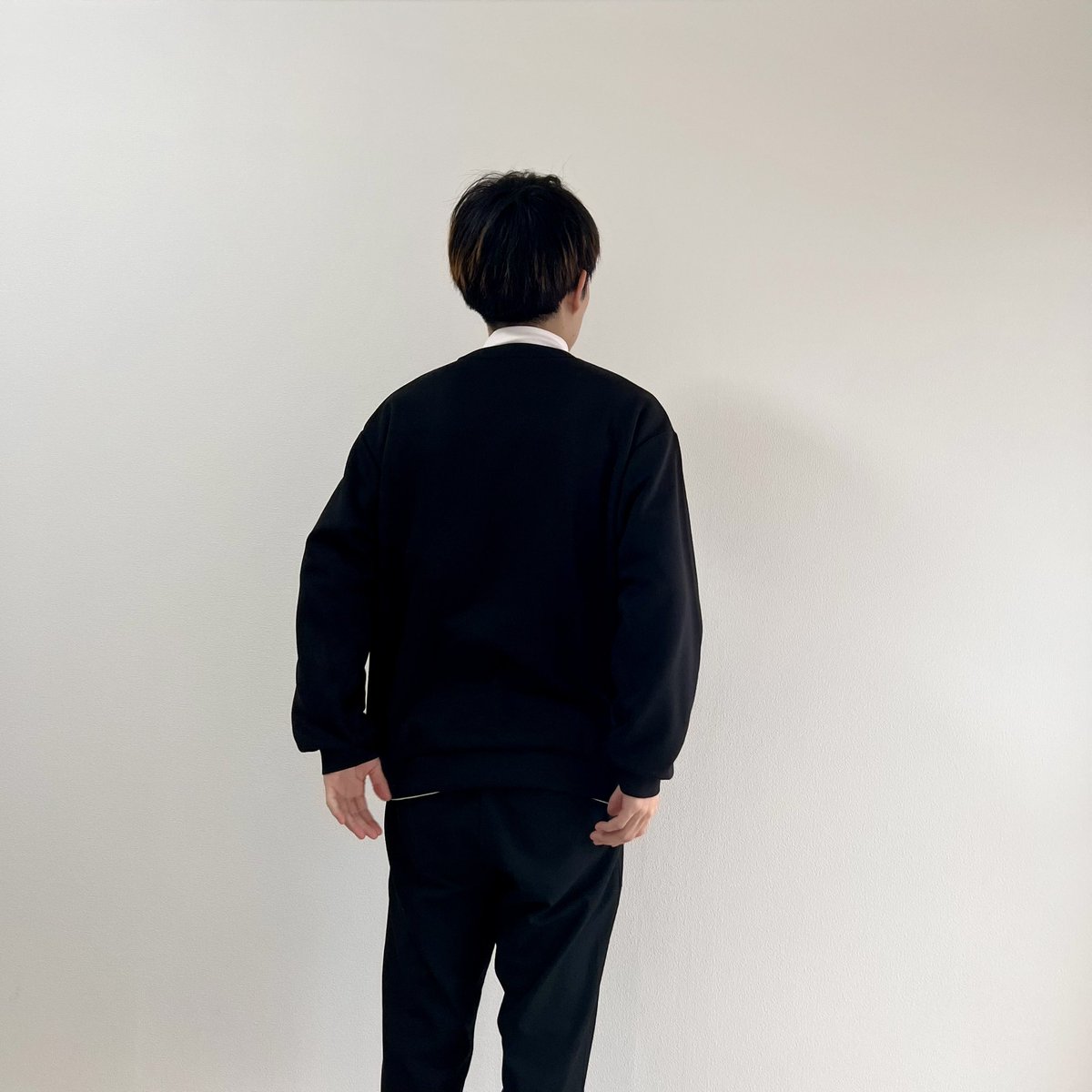 minimal_kakeru's tweet photo. 去年の夏から古着ブームが来てたけど
なんやかんやモノトーンが落ち着く。

トップスはシンプルめと古着
ボトムスはシンプルでいく。

古着は唯一無二感があっていいけど
やっぱ落ち着くのUNIQLO、GU。 https://t.co/kfzMJwxSkJ