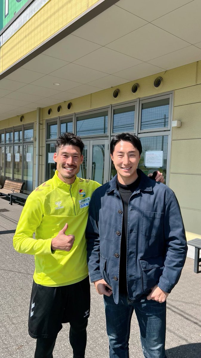 hello1538's tweet photo. 久しぶりにだいすけに会いました！
キャプテン頑張ってました😁⚽️
何年ぶりやーー

@4_DAISUKESUZUKI https://t.co/HZmuKvQ3Lg