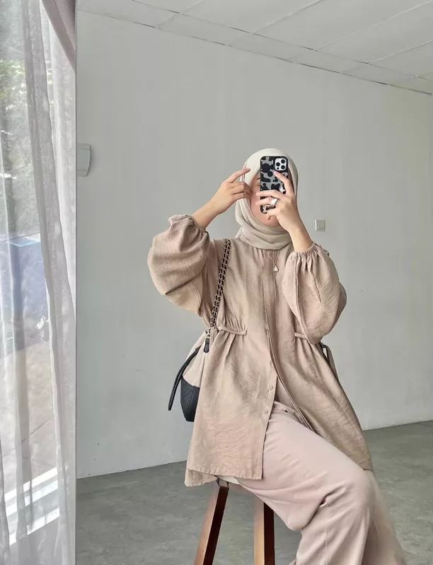 randomsidez's tweet image. Tunik untuk hari raya atau bukber

A thread