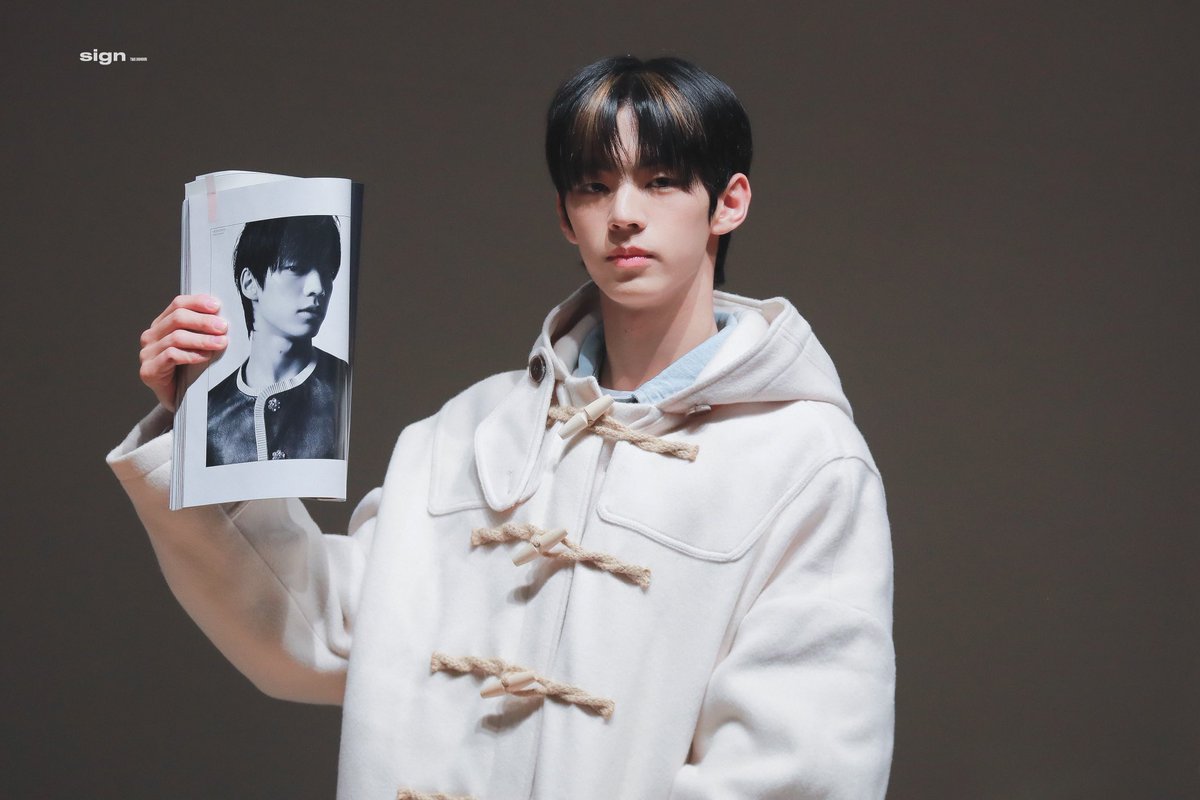 𝘀𝗶𝗴𝗻 tweet media