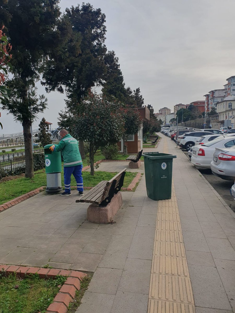 TEMİZ RİZE (@temizrize) on Twitter photo Fener mahallesi Atatürk caddesi temizlik çalışmalarımız...<a href="/rahmimetin/">Rahmi Metin</a> <a href="/KemalGenc34/">Kemal Genç</a> <a href="/FerdiByzts/">ferdi byztş</a> Fener mahallesi Atatürk caddesi temizlik çalışmalarımız...<a href="/rahmimetin/">Rahmi Metin</a> <a href="/KemalGenc34/">Kemal Genç</a> <a href="/FerdiByzts/">ferdi byztş</a>