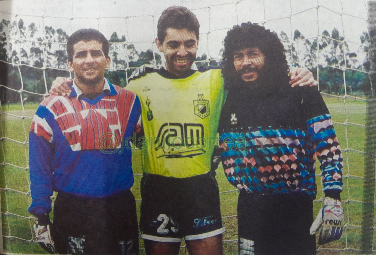 jdanilocorrea's tweet photo. Los guardianes del arco de Atlético Nacional en 1992 y 1993.

José Fernando Castañeda, Omar Franco y @higuitarene. https://t.co/Ho4lgpWKIf