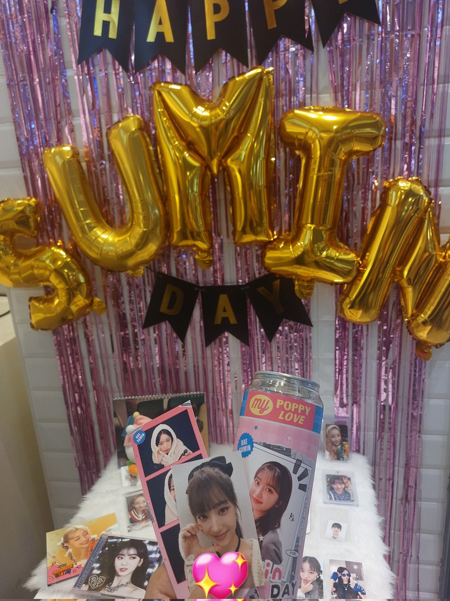 sieunbaobei's tweet photo. HAPPY BIRTHDAY SUMIN!! π₯³ππ
@STAYC_official @STAYC_talk
#HappySuminDay
#STAYC #μ€ν
μ΄μ¨ #Sumin #μλ―Ό
#λ΄μ_μμ _λ¬λλ―Έμ_νμμΌ
#OUR_SPRING_SUMIN
#MyPoppyLove #LOVEMAILCLUB https://t.co/G9KJCHnSgG