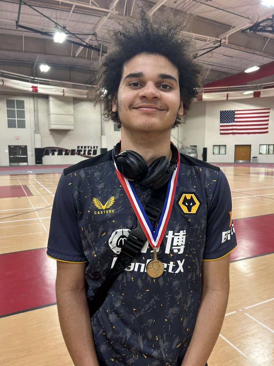 Senior <a href="/SargentTalon/">Talon Sargent</a> wins the 400m (51.79) and really gets our team’s whole night started on the right foot on the track with his opening leg of the winning 4x200 relay (1:31.81). Congrats Talon!