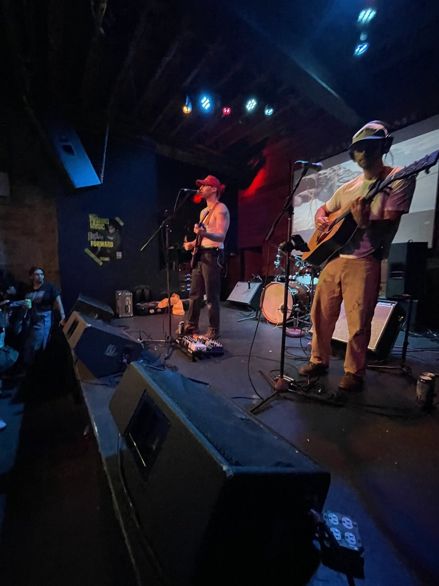 OperEveryBand's tweet photo. Combining indie pop and folk sounds, @iamvarju at Mohawk Tuesday #SXSW https://t.co/dYzaBfTs87