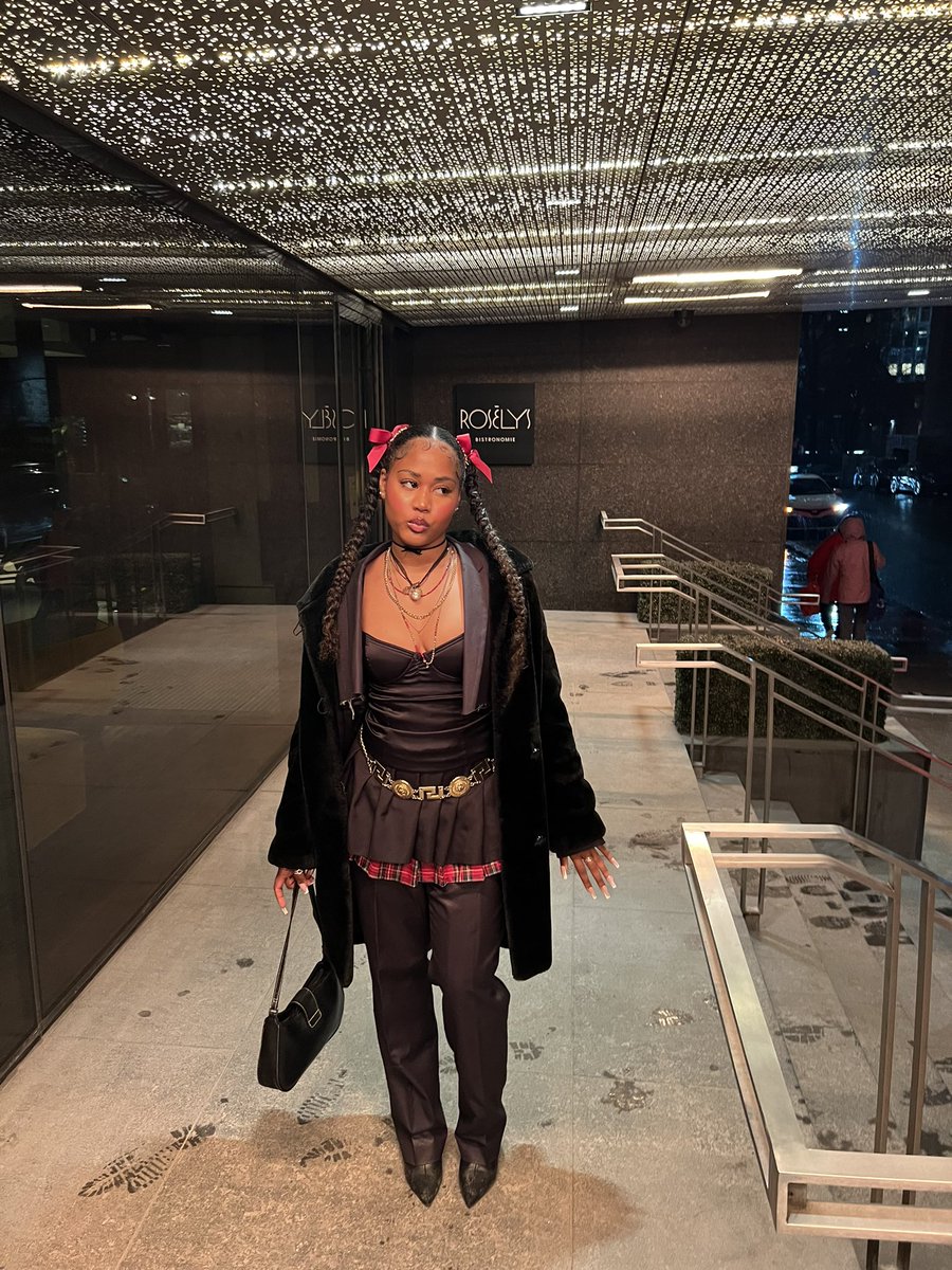 myxdestiny's tweet photo. No hating we on sum greatest sh*t https://t.co/gAhuLtJX0u