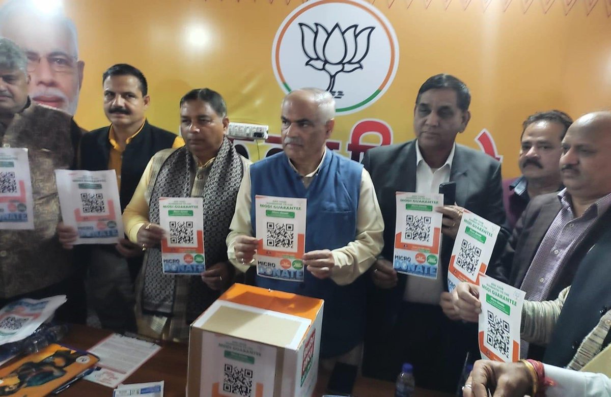 Chander Mohan Gupta(Modi ka Parivar) tweet media