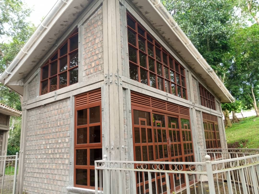 comfortalu's tweet image. Unlock unparalleled security with Comfort Aluminium&apos;s Aluminum Burglars! 💪 Our innovative two-in-one solution combines strength and style, leaving traditional metal steel in the dust. Elevate your protection now! #eyeloveyou #AluminumBurglars #SecurityUpgrade #الاتحاد_الهلال #ug