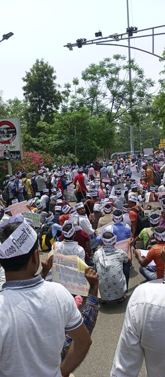 kantishranpal's tweet photo. #6800नियुक्ति-नहीं-दलित-पिछड़ो-का-वोट-नहीं https://t.co/MO0sihZ1Z7
