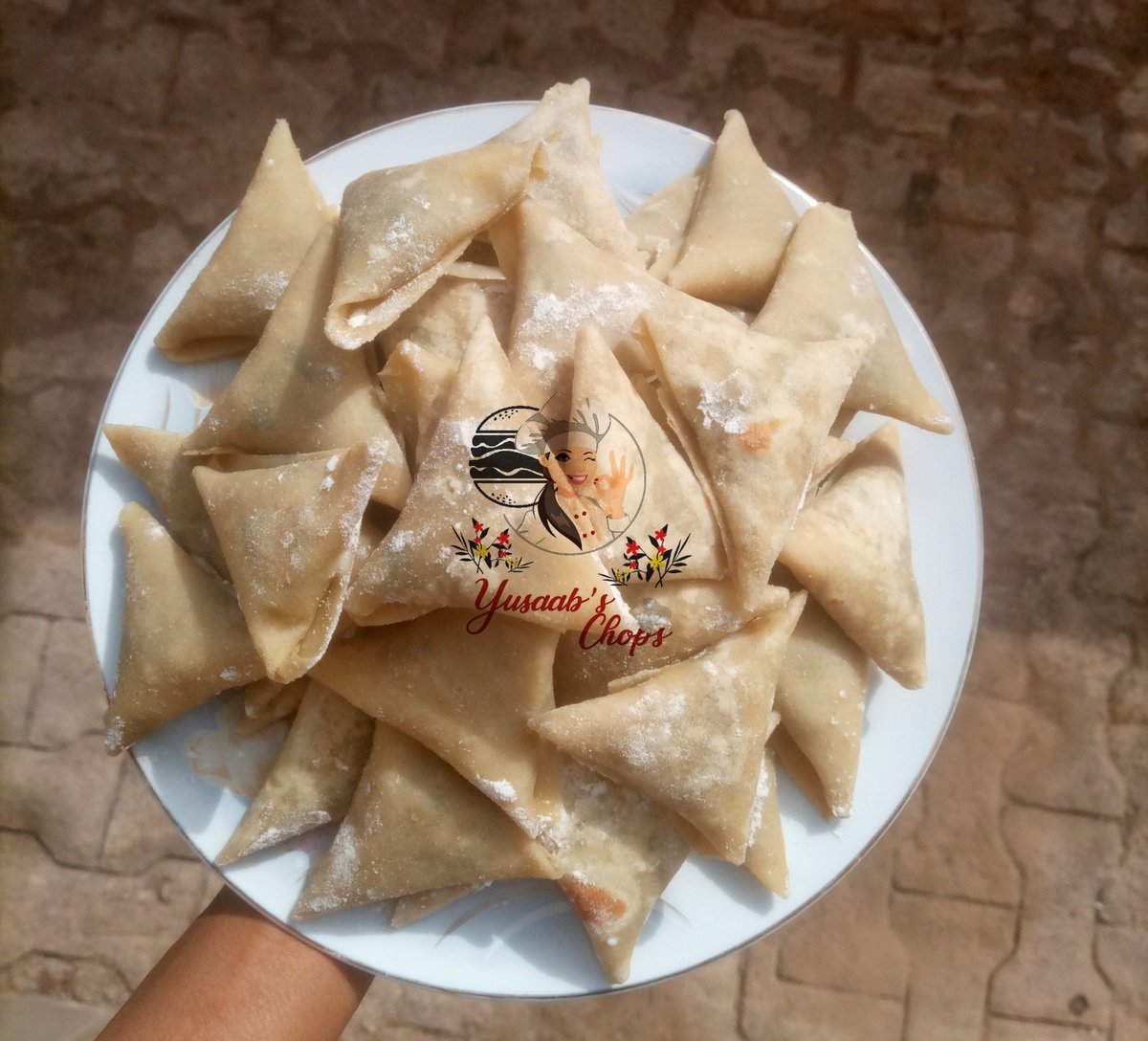 I also have frozen samosa N700 per pack (5pcs), N1400 (10pcs), and mini pies N1300 per pack (5pcs), N2500(10pcs)..No 07064296233, add: kashim ibrahim rd Unguwan Rimi, kaduna