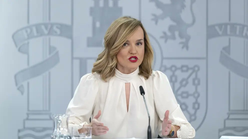 Muchas veces dando clase tengo que detenerme porque sé que he pronunciado una palabra que mis alumnos no han entendido. Ayer, escuchando a Pilar Alegría, ministra de Educación (por increíble que parezca), sentí la necesidad de que alguien detiviera su discurso porque acababa de