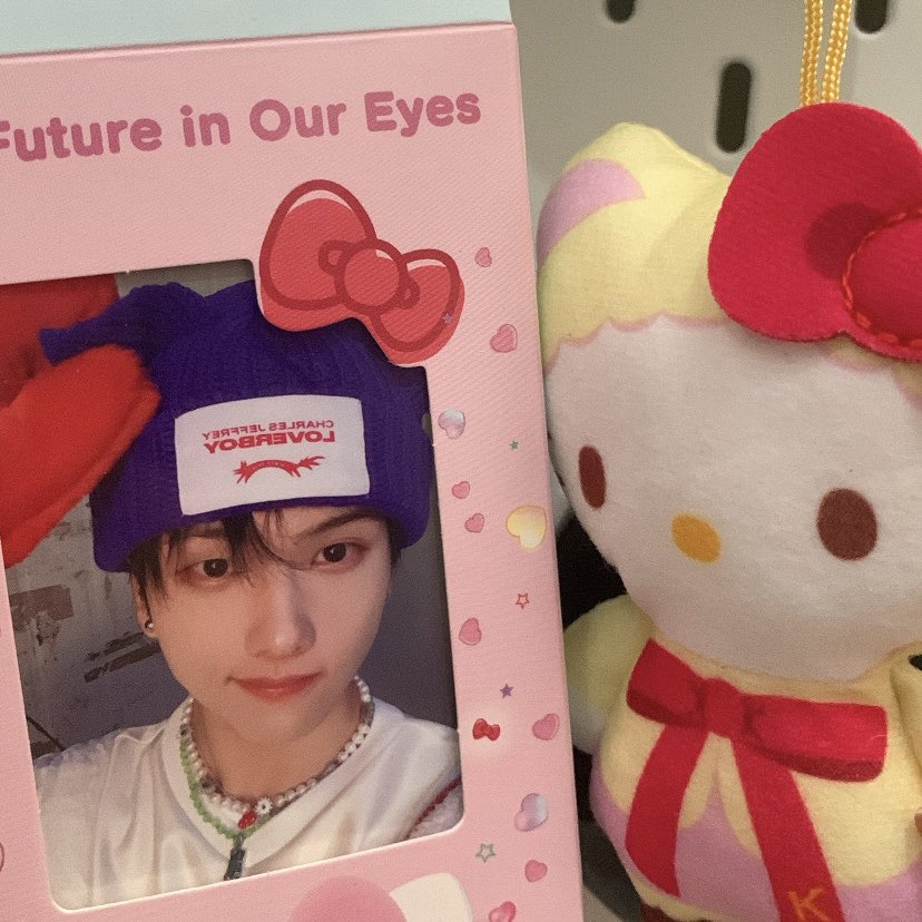 sixjunehec's tweet image. — happy mails ୨ৎ♡.°⑅

LUCU BGTTTT, belinya dadakan🧎🏻‍♀️